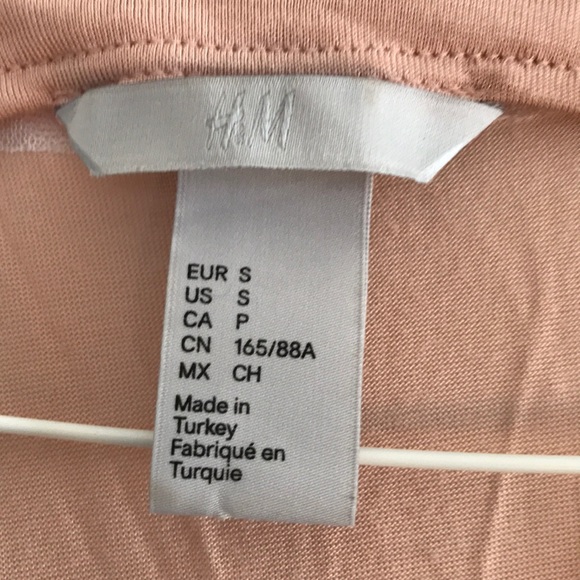 H&M tank top - Picture 2 of 4